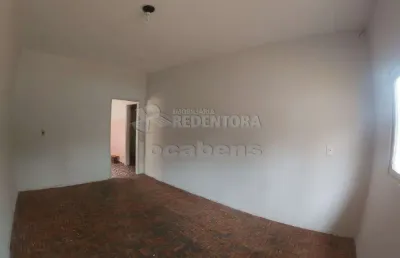 Casa / padrão - jardim soraia -casa em esquina, terreno de 228m² e 147m² de construção, necessitando de reforma, ótimo local