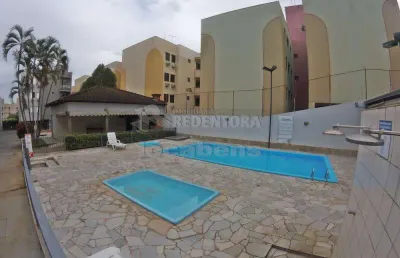 Apartamento com 03 dormitórios no edifício colibris
