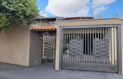Casa com 2 quartos à venda no Jardim Astúrias, São José do Rio Preto 