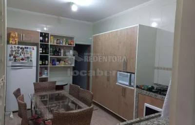 Maria zorita, casa de 03 dormts com armários, 01 tipo apto, 03 wc, sala, cozinha planejada, varanda com churrasqueira, 04 vagas