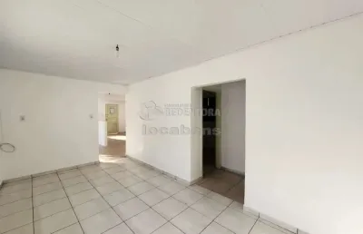 Casa com 3 dormitórios, 03 vaga de garagem no bairro vila angélica.