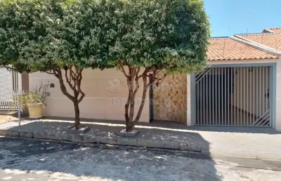Casa / padrão  à venda com 03 dormitórios no residencial caetano