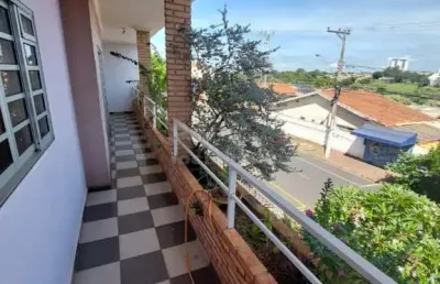 Casa com 4 quartos à venda na Vila Elmaz, São José do Rio Preto 