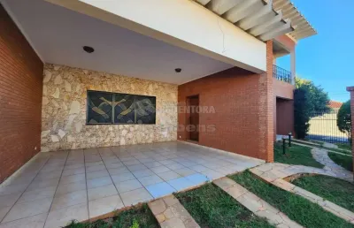 Vila curti, casa sobrado com 03 dormitórios todos tipo apartamento e com armários