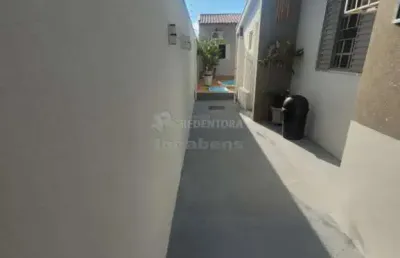 Casa com 3 dormitórios com 01 na edícula localizado no bairro santa rosa ii