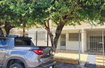 Ótima casa residencial para locação/venda - 3 dormitórios / vila curti