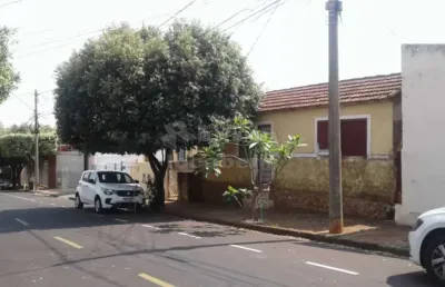 Perto da marginal da w. luiz - casa antiga com, bom local, fácil acesso