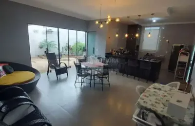 Casa para venda no bairro jardim nunes 2 com 02 quartos.