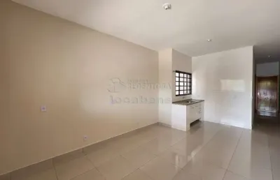 Casa com 2 dormitórios e 2 vagas de garagem localizada no bairro jardim nunes.