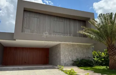 Mansão fantástica com 5 quartos sendo 1 suíte master no condominio quinta do golfe jardins