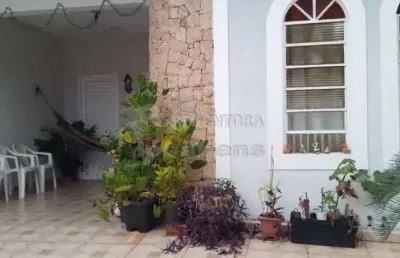 Casa com 5 quartos à venda na Vila Ideal, São José do Rio Preto 