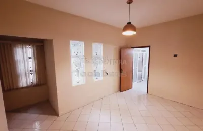 Casa para venda/locação no bairro jardim soraia com 03 dormitórios e 02 vagas de garagem.