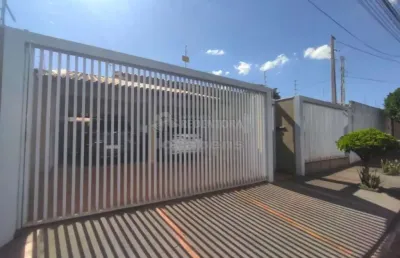 Casa com 3 quartos à venda no Parque Residencial Dom Lafaiete Libânio, São José do Rio Preto 