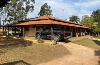 Mirassol - propriedade com 21.350 m² de área mais 620 m² de construção, com lazer e área produtiva, 500 metros do asfalto