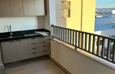 Apartamento localizado no jardim paulistano com 3 suites e sacada.