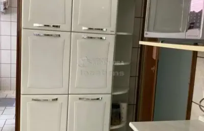 Higienópolis apartamento mobiliado com 3 dormitórios e 01 vaga de garagem.