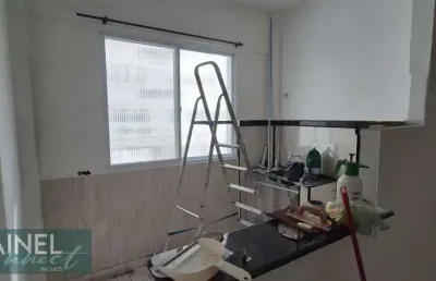 Apartamento no centro de são vicente, 26m², 1 dorm, r$150mil