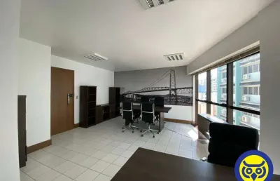 Sala comercial para alugar na Rua Esteves Júnior, Centro, Florianópolis