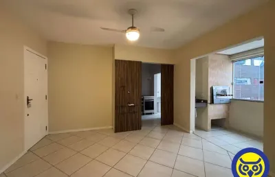 Apartamento com 3 quartos para alugar na Rua Martinho Calado, Centro, Florianópolis
