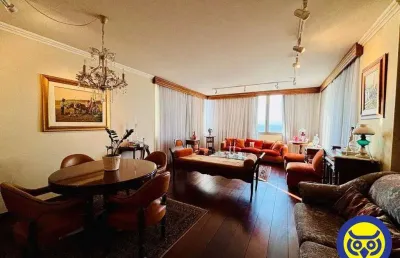 Apartamento com 3 quartos para alugar na Avenida Jornalista Rubens de Arruda Ramos, Centro, Florianópolis