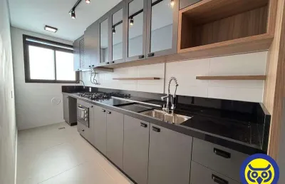 Apartamento com 2 quartos para alugar na Avenida Hercílio Luz, Centro, Florianópolis