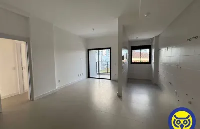 Apartamento com 02 suítes e vista mar na agronômica