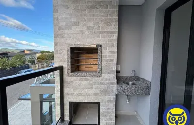 Apartamento com 02 suítes e vista mar na agronômica