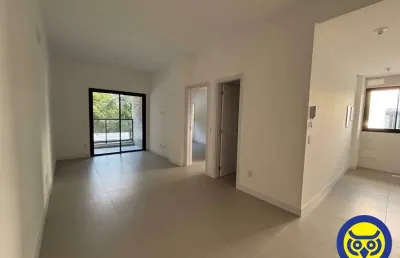 Apartamento com 02 suítes e vista mar na agronômica