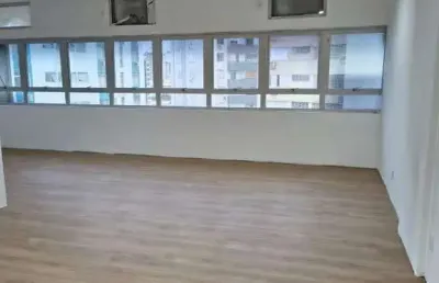 Sala comercial para alugar na Avenida Av.pref.osmar Cunha, Centro, Florianópolis