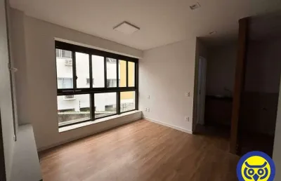 Apartamento mobiliado com 1 dormitório no bairro saco dos limões
