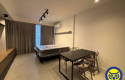 Studio mobiliado ao lado da ufsc, pronto para morar