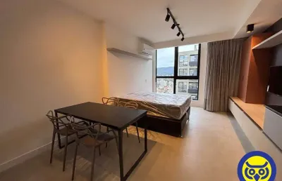 Studio mobiliado ao lado da ufsc, pronto para morar