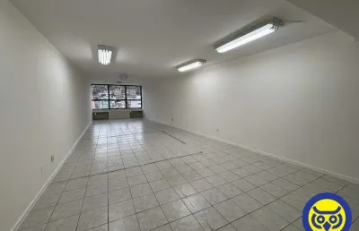 Sala comercial para alugar na Avenida Hercílio Luz, Centro, Florianópolis