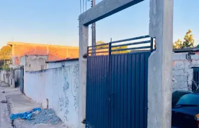 Casa com 3 quartos à venda no parque nossa senhora das graças, itaquaquecetuba  por r$ 250.000