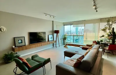 Versatile - jardim apipema | mobiliado -  2/4 - 1 suíte - varanda - armários - 2 vagas - andar alto