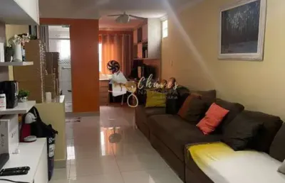 Casa com 3 quartos à venda na Rua Vereadora Geny da Silva, Parque Pinheiros, Taboão da Serra