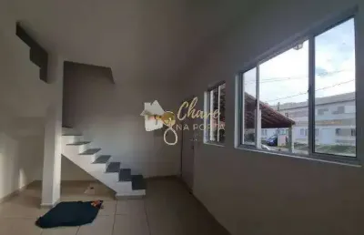 Casa à venda em condomínio fechado em cotia com 2 dormitórios