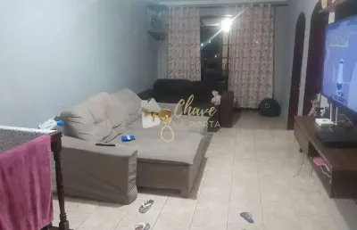 Casa à venda em itapecerica da serra com 2 dormitórios