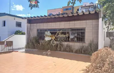 Casa ampla à venda no jardim das flores com 3 dormitórios