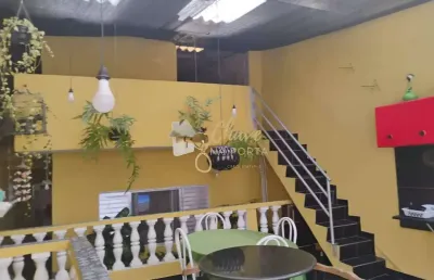 Sobrado com 2 casas e área de lazer à venda no jardim capela
