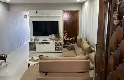 Casa ampla à venda no jardim ângela com 3 dormitórios