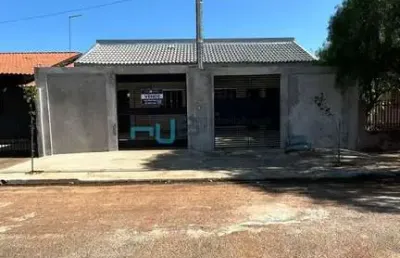 Casa com 3 quartos à venda na lago paranoá, 330, conjunto habitacional santiago, rolândia por r$ 229.000