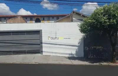 Casa com 3 quartos à venda na Rua Aviador Gomes Ribeiro, Jardim Brasil, Bauru