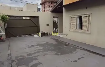 Casa com 2 quartos à venda na Rua Domiciano Silva, Vila Santa Clara, Bauru