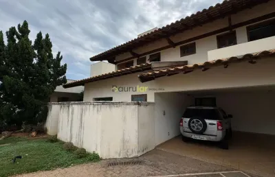 Casa em condomínio fechado com 3 quartos para alugar na Avenida José Vicente Aiello, Vila Serrão, Bauru
