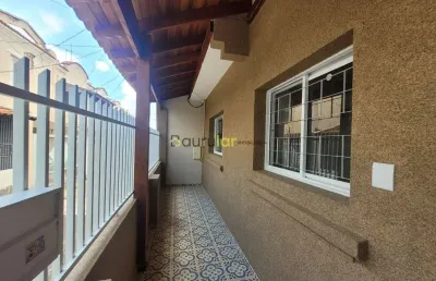 Casa com 3 quartos à venda na Travessa Aurélio Orsolini, Centro, Bauru