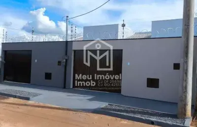 Casa com 3 quartos à venda na Avenida Sérvio Túlio Jayme, Setor Central, Anápolis