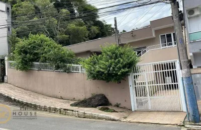 Casa com 3 dormitórios à venda, 252 m² por r$ 2.000.000,00 - nações - balneário camboriú/sc
