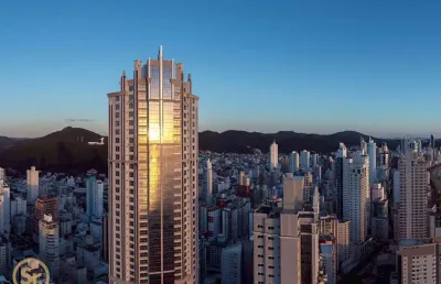 Apartamento com 4 dormitórios à venda, 182 m² por r$ 8.350.000,00 - centro - balneário camboriú/sc