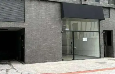 Sala térrea para locação anual - pioneiros -r$ 8.500/mês